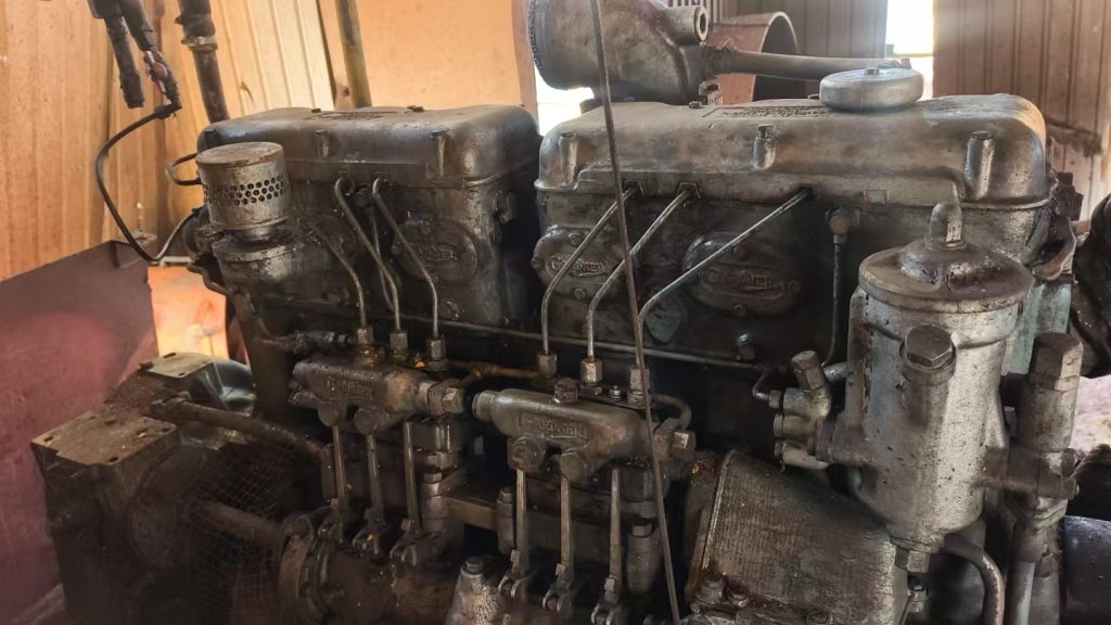 英国吉娜船用发动机